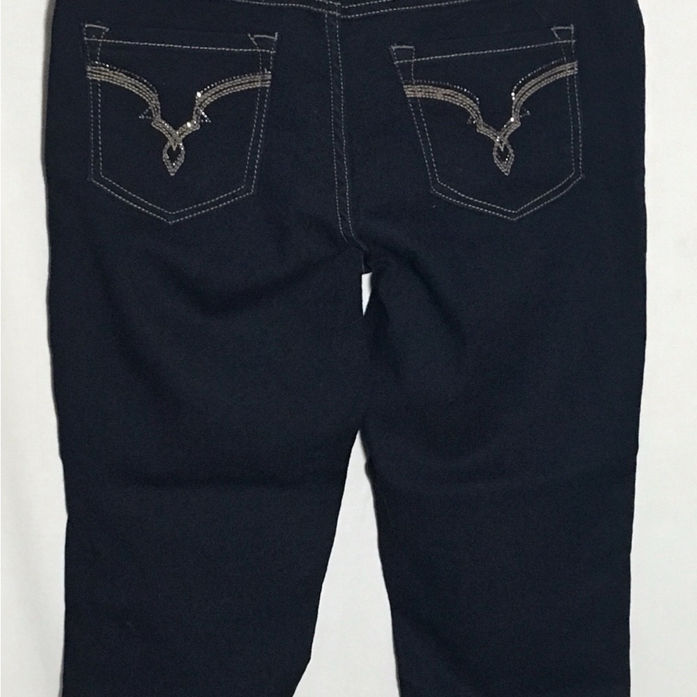 Women’s Black Denim Capris size 8..by d.jeans - Picture 2 of 3